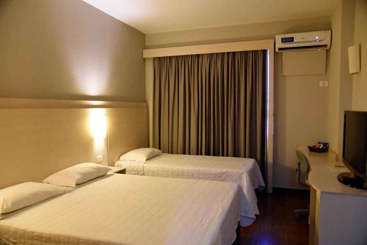 Golden Blue Hotel Лондрина Экстерьер фото
