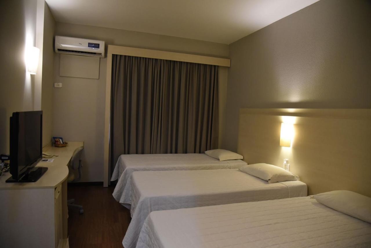 Golden Blue Hotel Лондрина Экстерьер фото