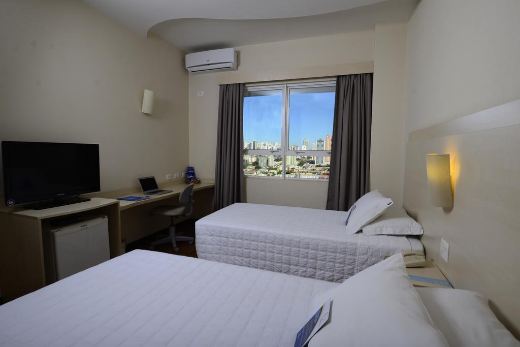 Golden Blue Hotel Лондрина Экстерьер фото